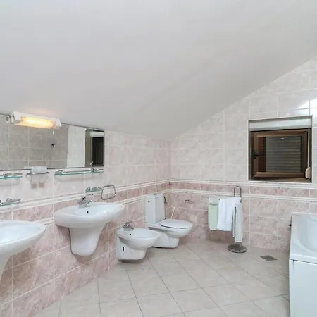 Apartamento Two-bedroom In *