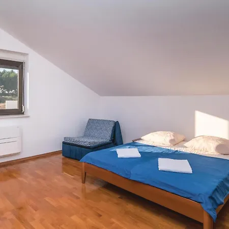 Two-bedroom In * Bol