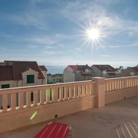 2 Bedroom Pet Friendly In Apartment